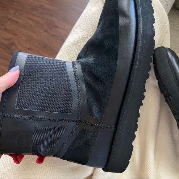 UGG Classic Mini Urban Tech WP black size 10 - Picture 13 of 15